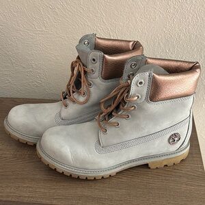 Women’s Timberland Boots Gray/Rose Gold, Size 9 M